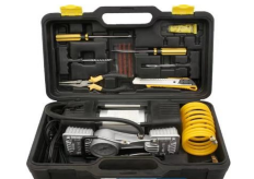 6/bax-Compresor auto 12V cu 2 cilindri si 7 accesorii incluse