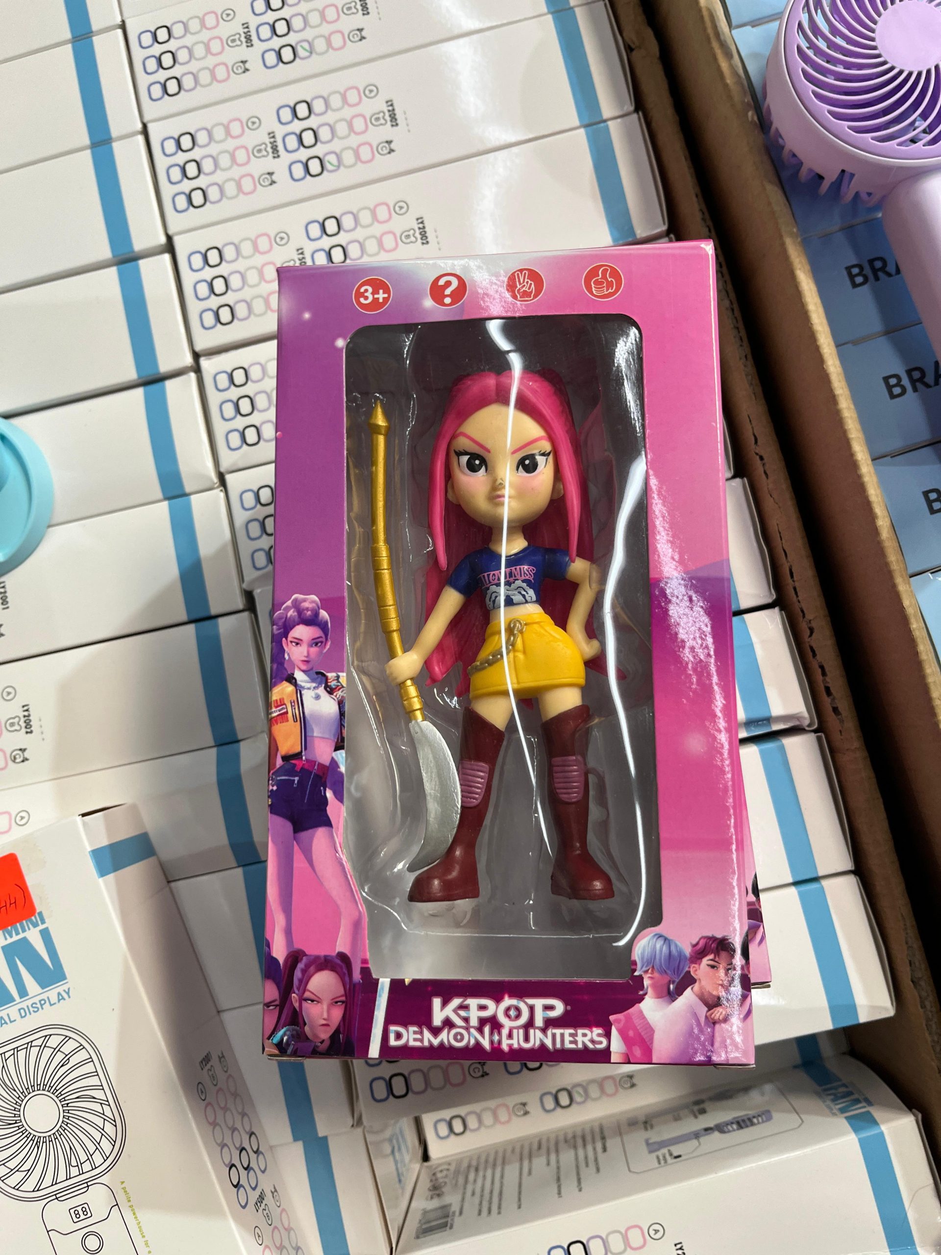 K-POP Figurină Jucărie Tip Păpușă „K-Pop Demon Hunters” cu Accesorii